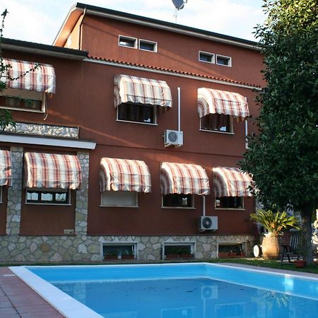B&B Desenzano Desenzano del Garda Luaran gambar
