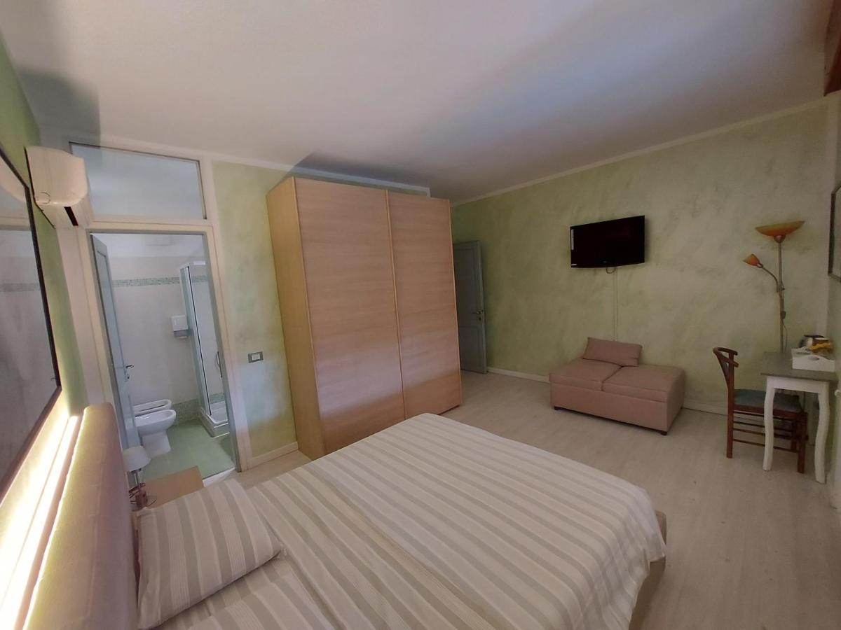 B&B Desenzano Desenzano del Garda Luaran gambar